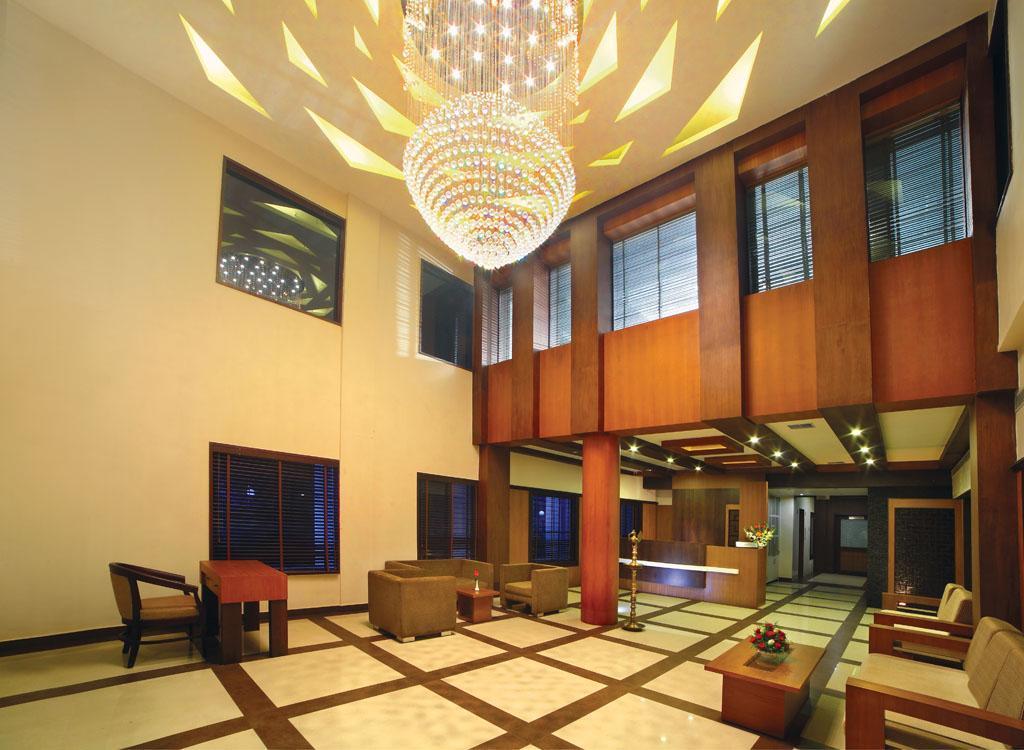 Hotel Zodiac Regency 콜람 외부 사진