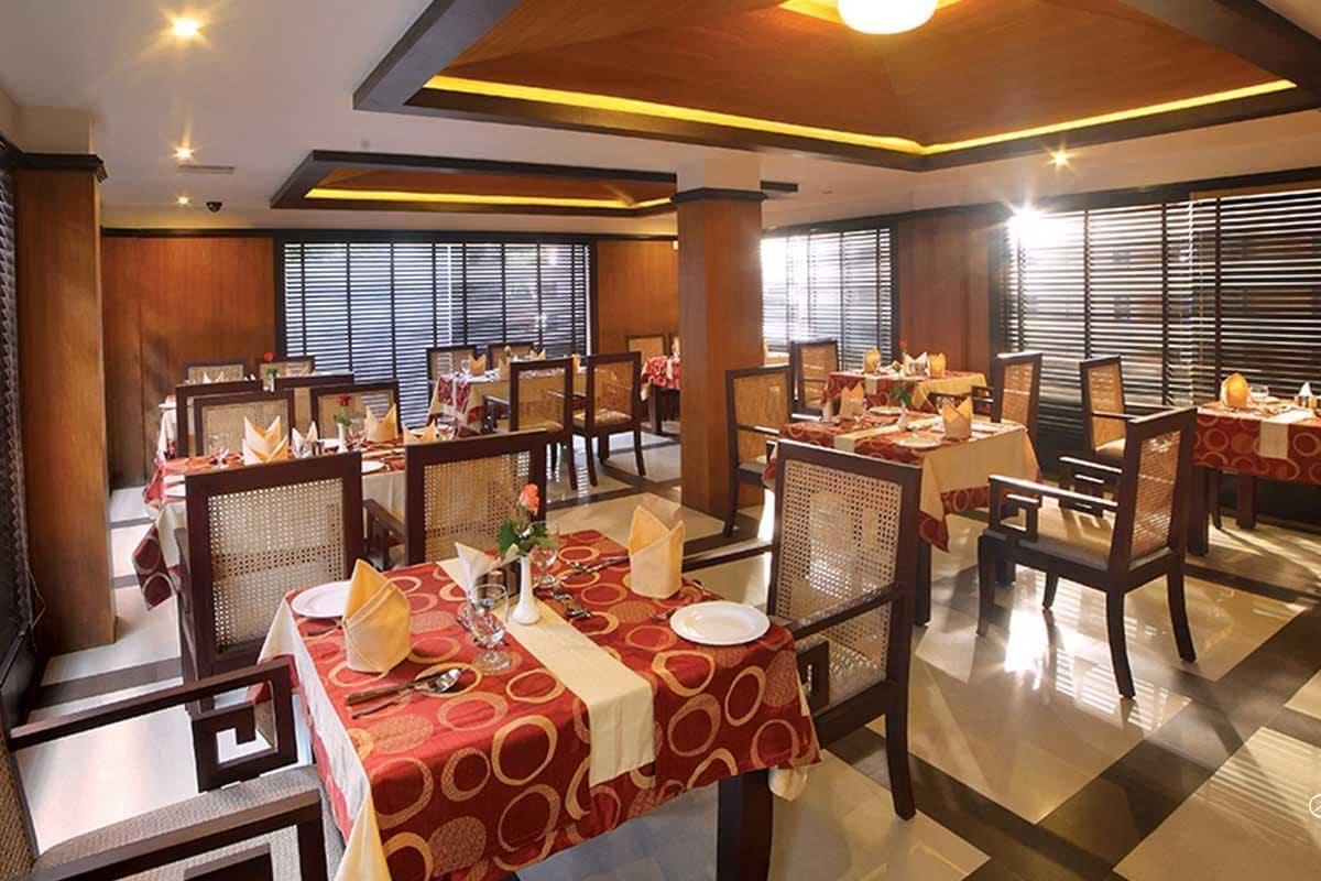 Hotel Zodiac Regency 콜람 외부 사진